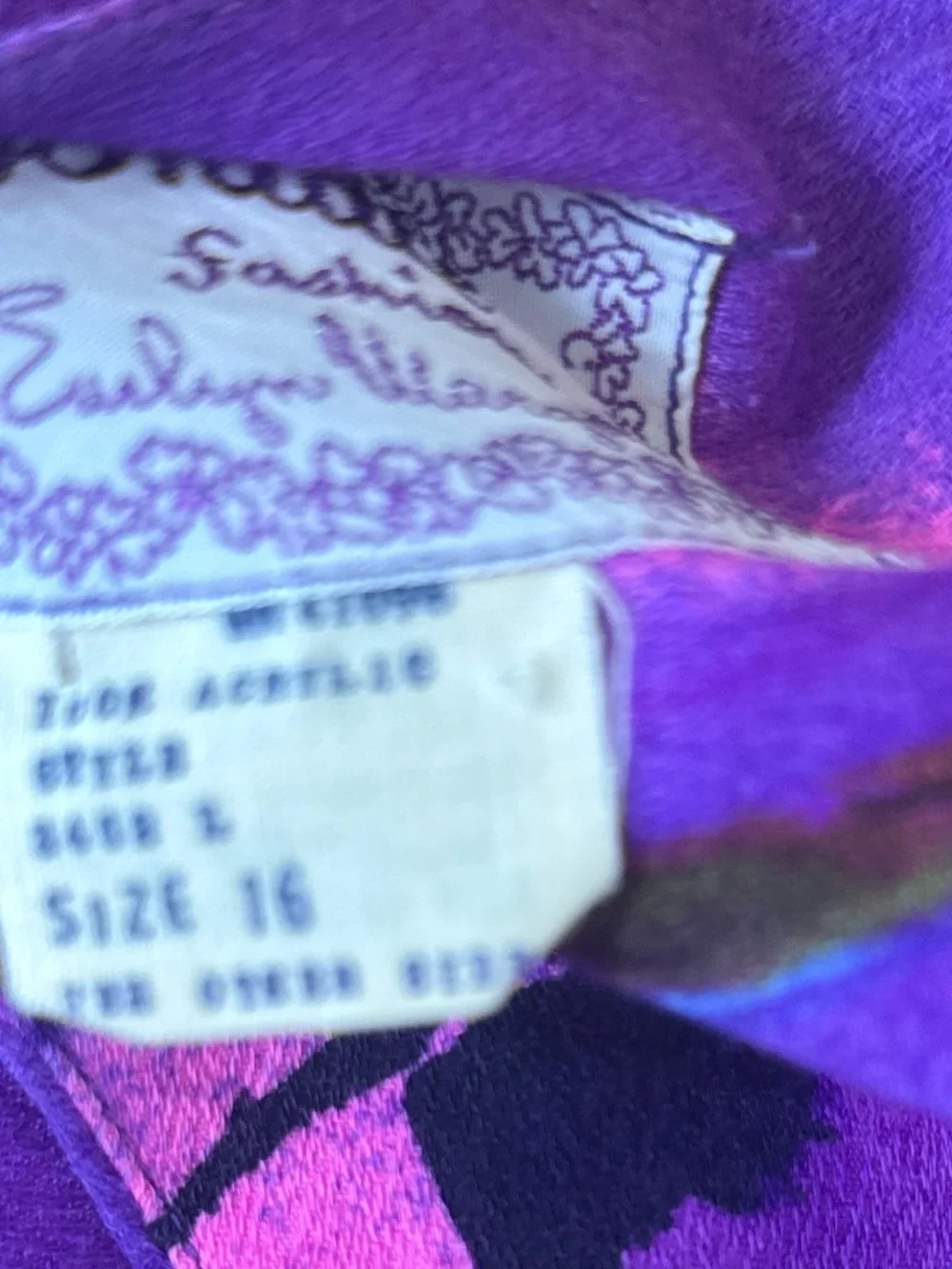 Vintage 1970s Hilo Hattie, purple and pink maxi dress small medium - Picture 4 of 6